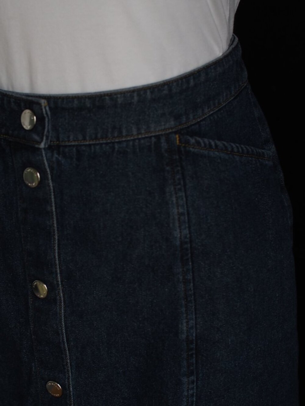 Jones New York Signature | Vintage Button-Front Denim Maxi Skirt - Picture 3 of 4